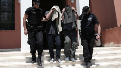 Yunanistan 3 askeri iade edecek