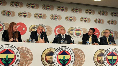 Fenerbahçe'de 'Sihirbaz' imzayı attı