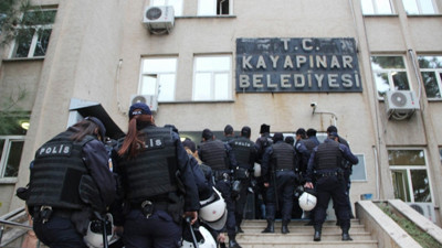 3 ilçe belediye başkanı açığa alındı