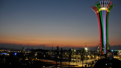 EXPO Kulesi, İtalya bayrağının renklerine büründü