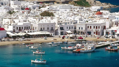 Yunan turizminde 1,1'lik düşüş