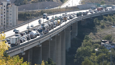Tatilcilerin dönüş çilesi sürüyor