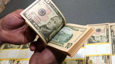 Dolar 2.96 üzerinde seyrini sürdürüyor