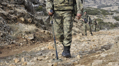 Şemdinli'de 41 antipersonel mayını ele geçirildi