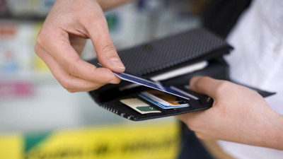 İran'da kredi kartlı dönem başladı