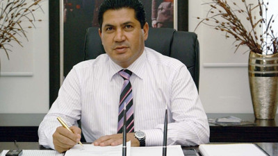 Kemer Belediye Başkanı CHP'ye geçti