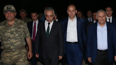 Başbakan Yıldırım'dan Çukurca'ya gece yarısı ziyareti