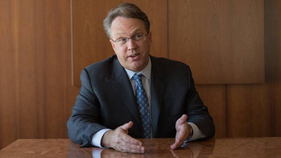 Williams: Fed en yavaş faiz artış yolunu izleyebilir