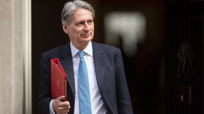 İngiliz bakan, bankalara Brexit planını anlatacak