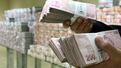 Bankacılıkta mevduat ve krediler azaldı