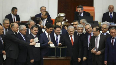 Anayasa değişikliği teklifinde 9. madde kabul edildi