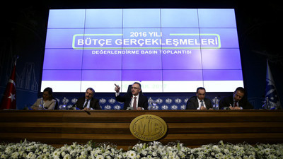 "Bütçe açığında hedefi tutturduk"