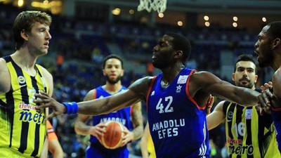 Fenerbahçe'nin bileği bükülmüyor