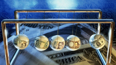 TL'deki negatif ayrışma trendi sürüyor