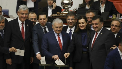 Anayasa teklifinde 13. madde kabul edildi