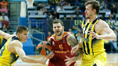 Türk derbisinin galibi Fenerbahçe