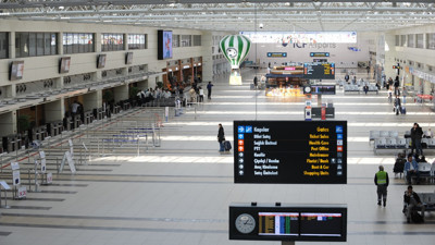 Turist sayısı 2016'da yüzde 30 azaldı