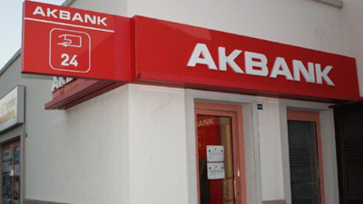 Akbank'ın net kârı 4.8 milyar lira