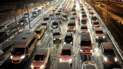 İstanbul'da kar yağışı etkili oluyor