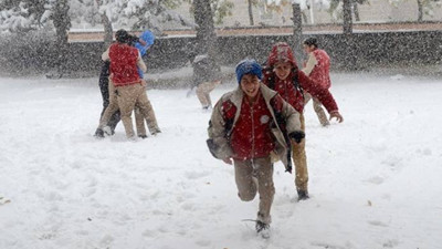 Balıkesir'de eğitime kar engeli