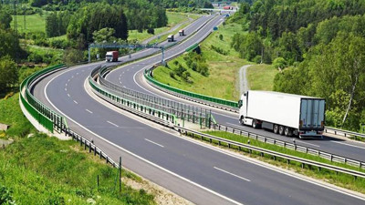"Türk TIR'cılardan geçiş ücreti alınamaz"