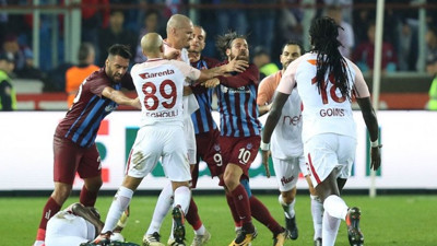 Olcay ve Feghouli'ye 3'er maç ceza