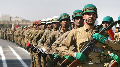 İran'daki çatışmada 8 asker öldürüldü