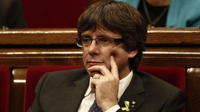 Puigdemont: Katalonya'ya dönmeme izin verin