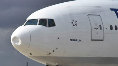 THY uçağına otobüs çarptı