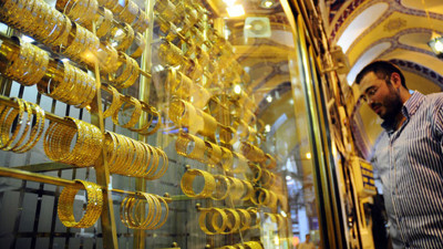 Altının gramı bir ayın en düşük seviyesine geriledi