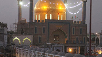 Pakistan'da türbeye bombalı saldırı: 50 ölü