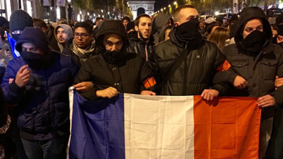 Fransa'da polise yönelik protestolar sürüyor