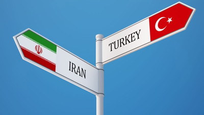 İran'daki iş toplantısına siyaset gölgesi