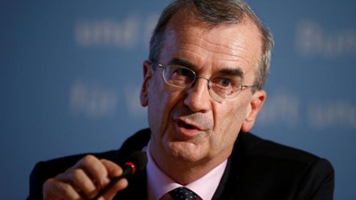 Fransa'nın euroyu bırakması borçlanma maliyetini artırır