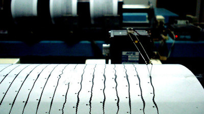 Ayvacık'ta sarsıntılar sürüyor