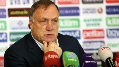 Advocaat: Geleceğimle ilgili kararımı aldım