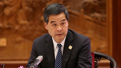Çin'den Hong Kong lideri Leung'a yeni görev