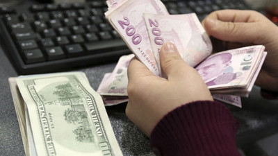 Ekonomistler hızlı düşüş sonrası dolarda ne bekliyor?