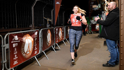 Eyfel'de nefes kesen maraton