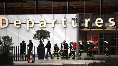 Orly Havalimanı saldırganı uyuşturucu kaçakcısı çıktı