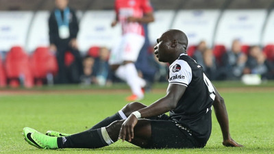 Aboubakar'a 3 maç ceza