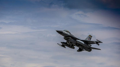 TSK Bitlis'te 2 sığınak ve barınma yeri imha etti