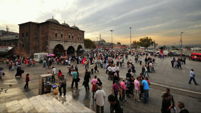 Eminönü Meydanı yeniden düzenleniyor