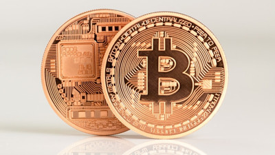 Bitcoin,  ons altın fiyatını solladı!