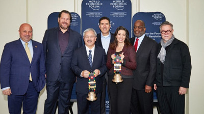 Terzioğlu, San Francisco'da yeni dünyayı anlattı