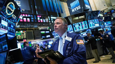 New York borsasında Trump rallisine Fed freni