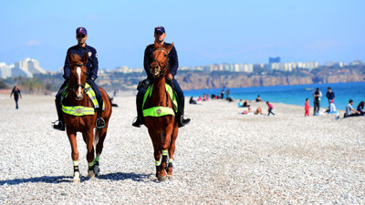 Sahiller atlı polislere emanet