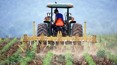 Takibe düşen çiftçi kredileri yapılandırılıyor
