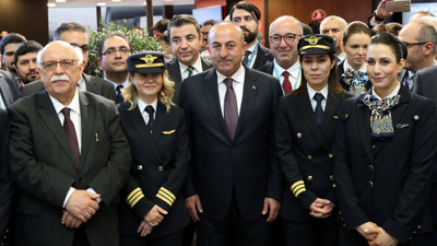 Türk bakanlardan Almanya çıkarması