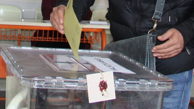 İstanbul Barosundan YSK hakkında suç duyurusu